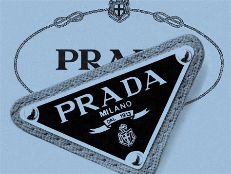 foxtown prada|Outlet with over 160 shops only 50 km from Milan .